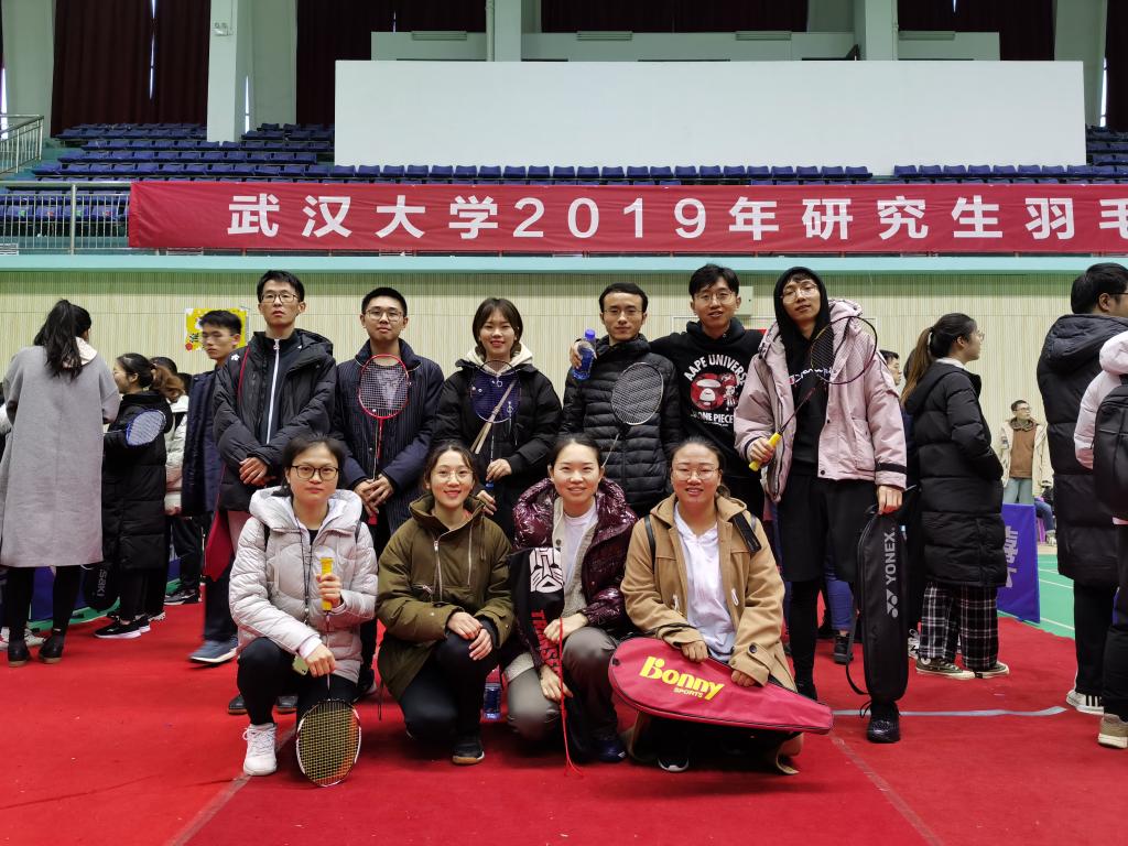 刘东,陈曼雨进入16强女双比赛,郑硕,景朝霞荣获第三名男双比赛,董祚